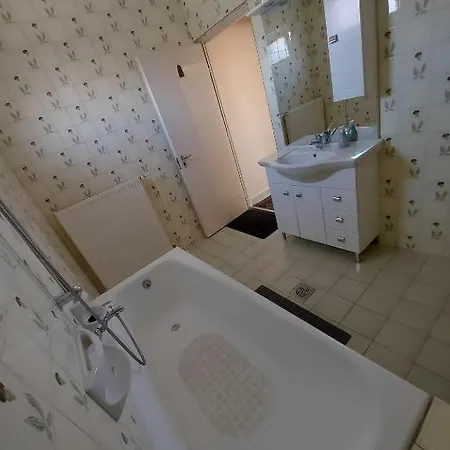Istvan Apartment